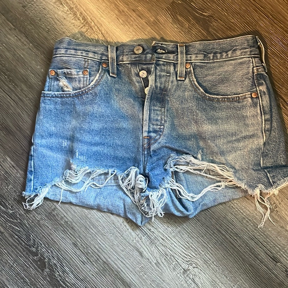 Levi’s 501 denim shorts